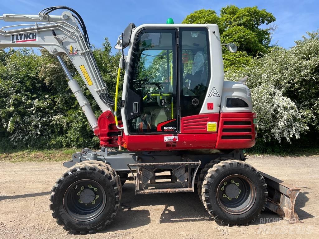Takeuchi TB 295 W Колёсные экскаваторы
