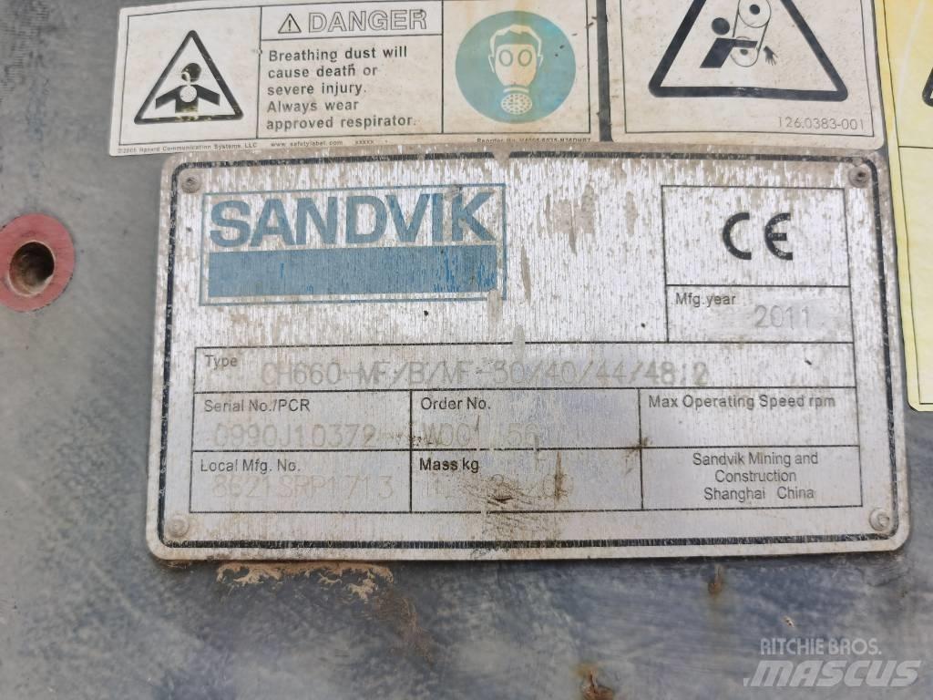 Sandvik CH 660 Дробилки