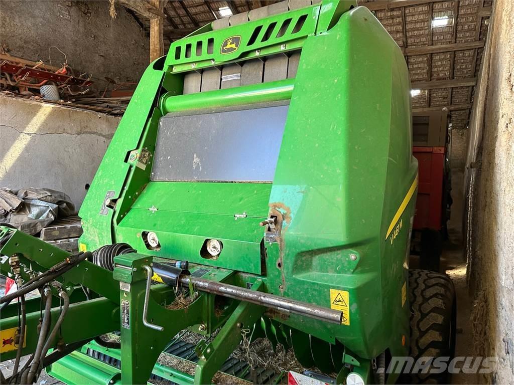 John Deere V461M Рулонные пресс-подборщики