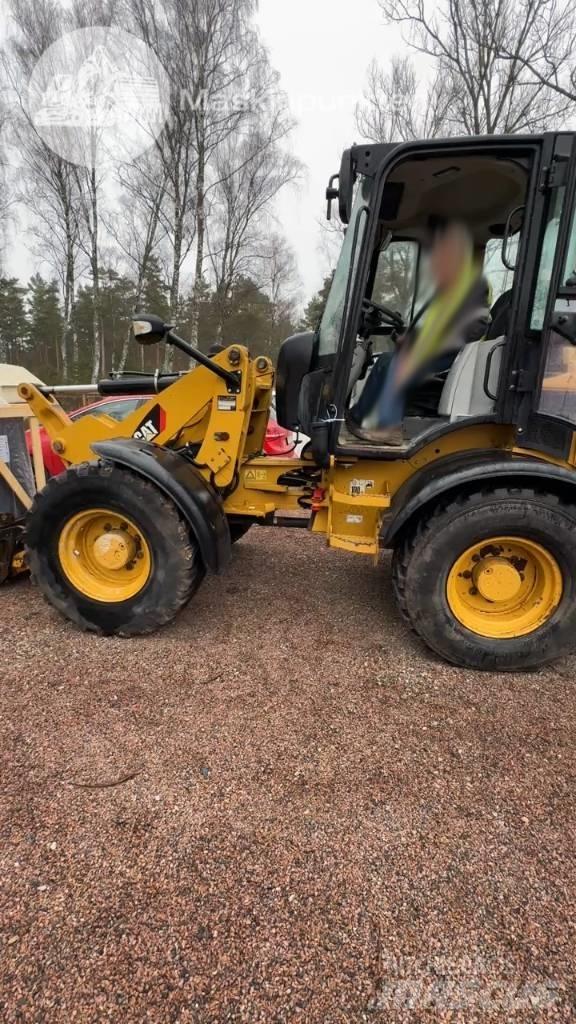 CAT 908 H Фронтальные погрузчики