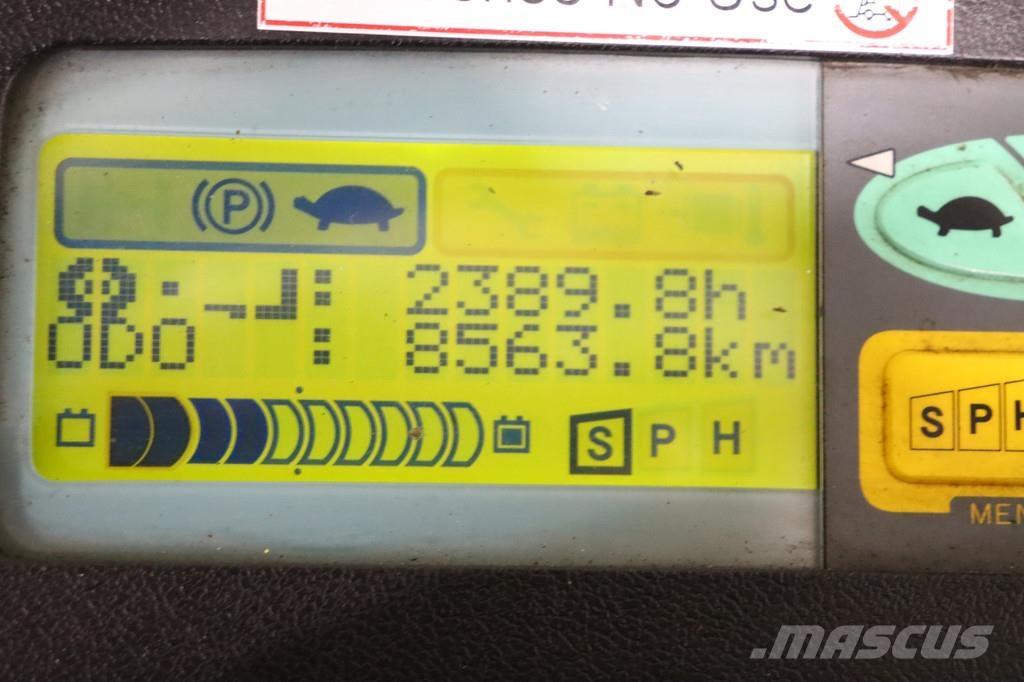 Toyota 7FBMF30 Электропогрузчики