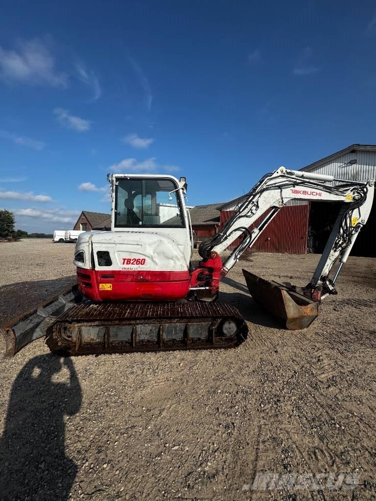 Takeuchi TB 260 Гусеничные экскаваторы