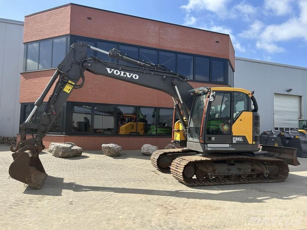 Volvo ECR145 Гусеничные экскаваторы