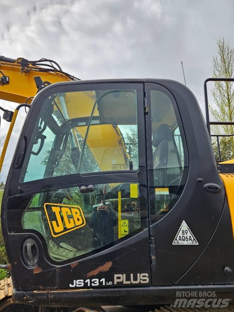 JCB JS 131 LC Гусеничные экскаваторы