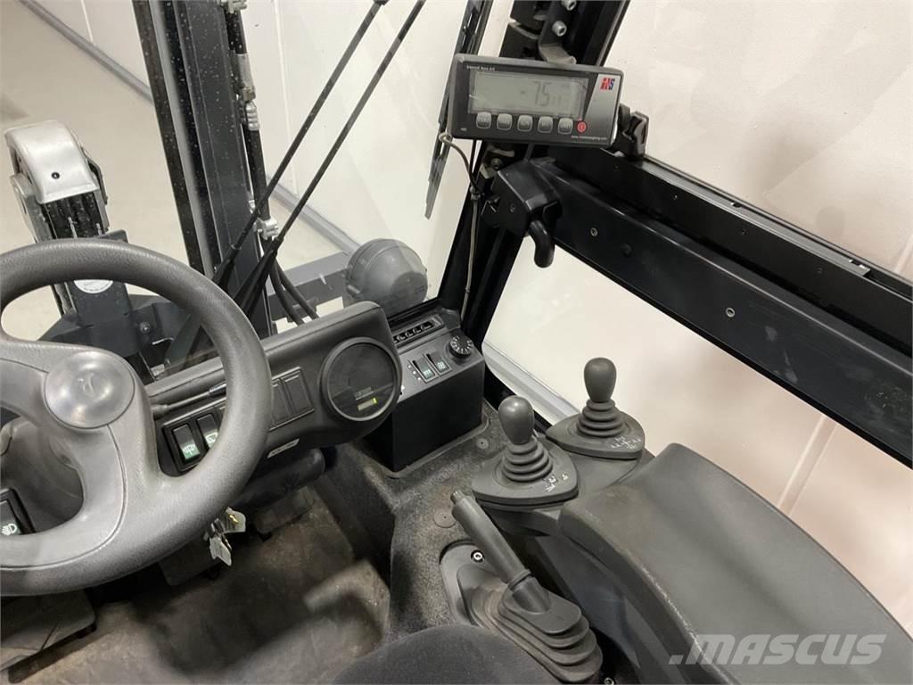Linde E25P - 02 Электропогрузчики