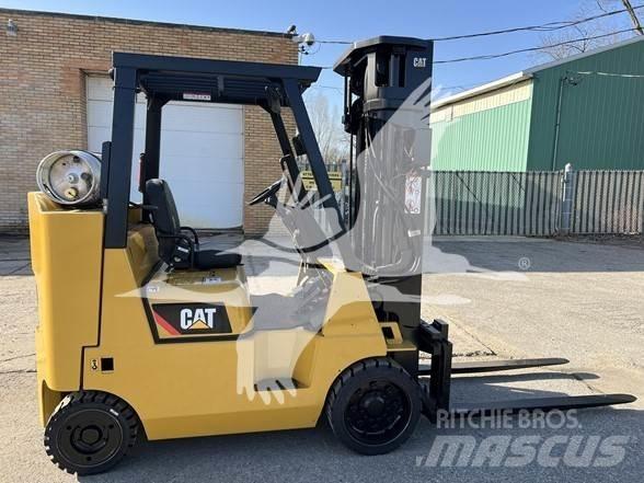 CAT GC40KSTR Дизельные погрузчики