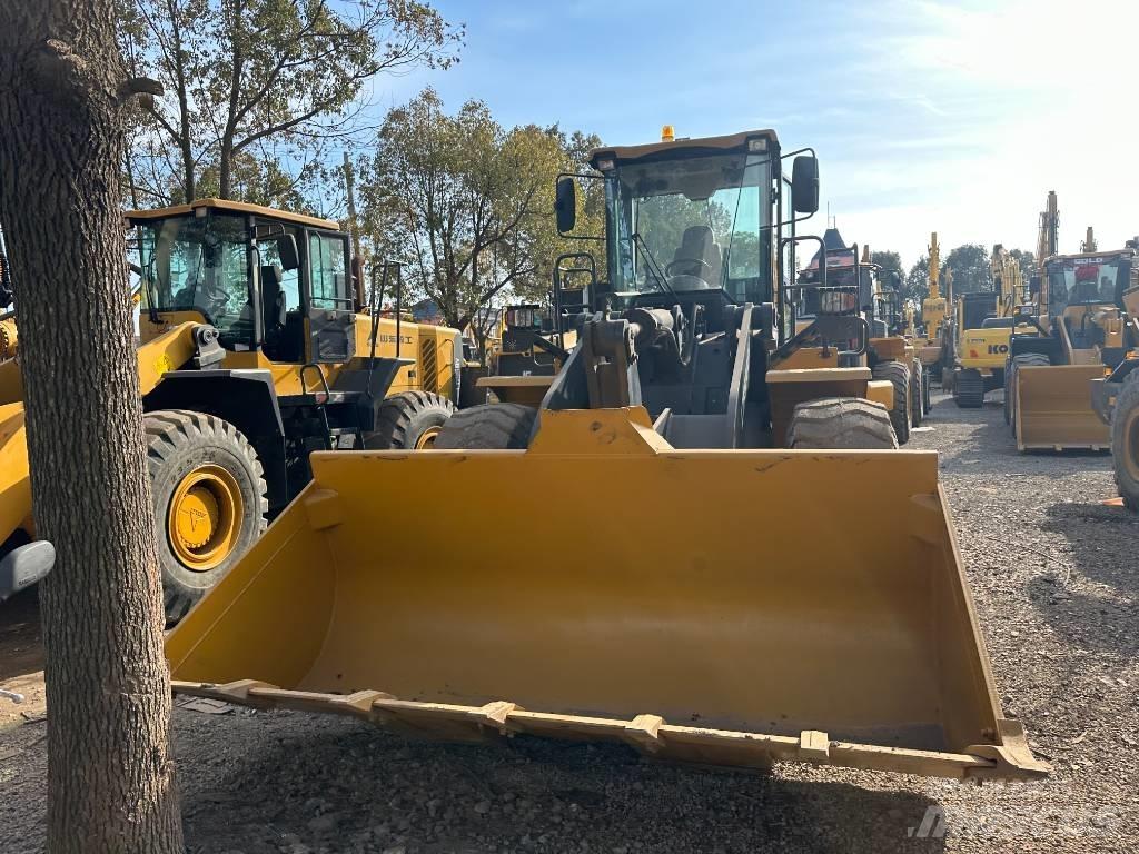 XCMG LW 500 GV Фронтальные погрузчики