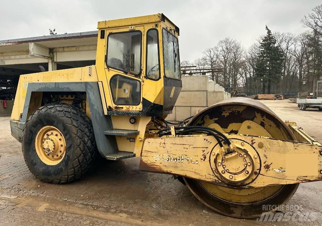 Bomag BW 213 D Грунтовые катки