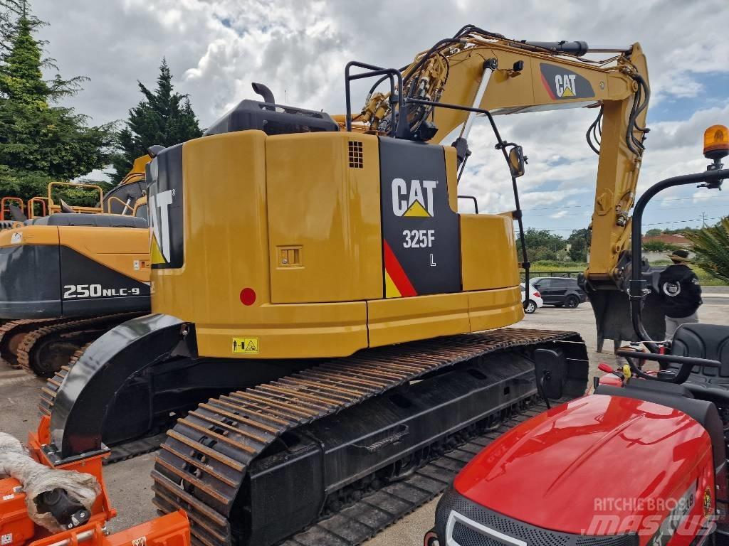CAT 325 FL CR Гусеничные экскаваторы