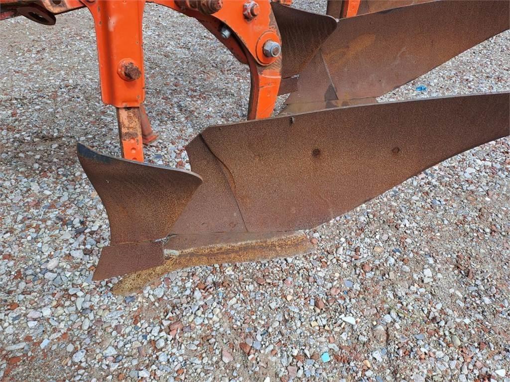 Kuhn VM 152 5T Строительные плуги