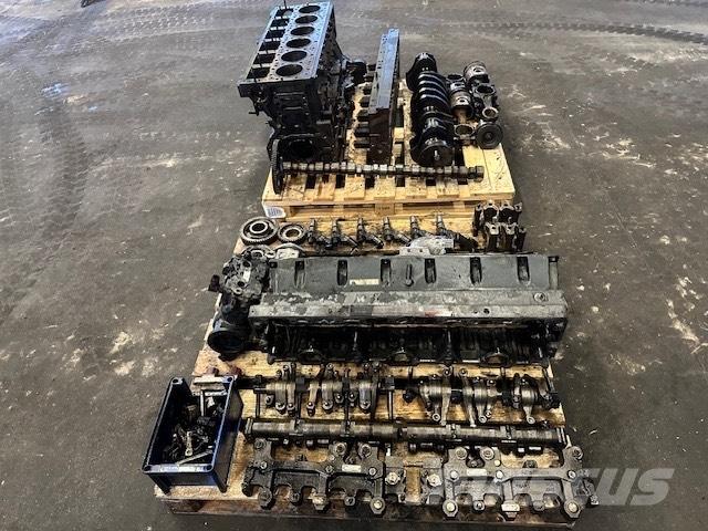 Cummins ISME420-30 Двигатели