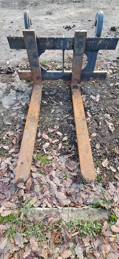 CASE 721 G Фронтальные погрузчики