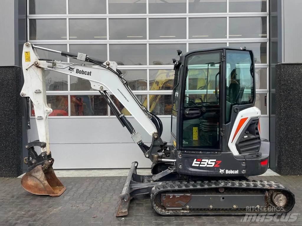 Bobcat E35 Мини-экскаваторы