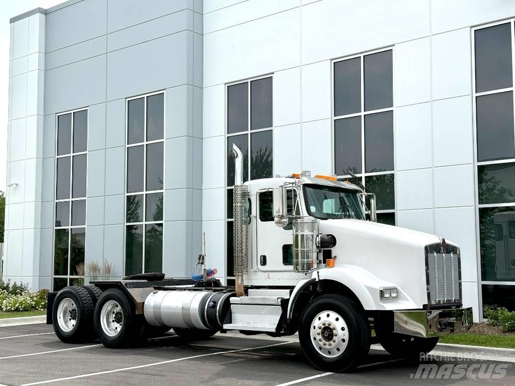 Kenworth T800 Седельные тягачи