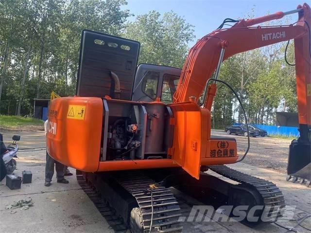 Hitachi EX120 Гусеничные экскаваторы