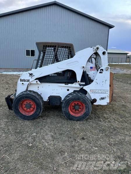 Bobcat S250 Мини-погрузчики
