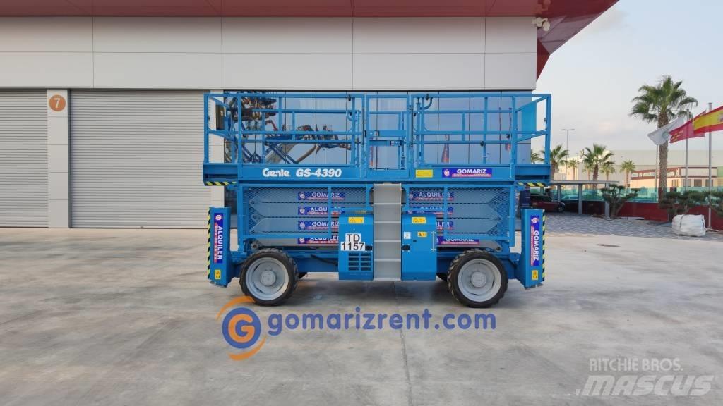 Genie GS 4390 RT Ножничные подъемники