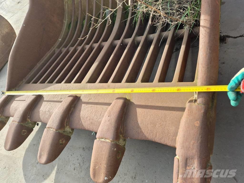 Pladdet Tandenbak Ковши