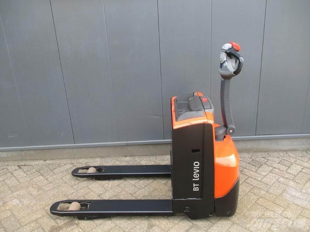 BT LWE 160 Ручные электрические тележки