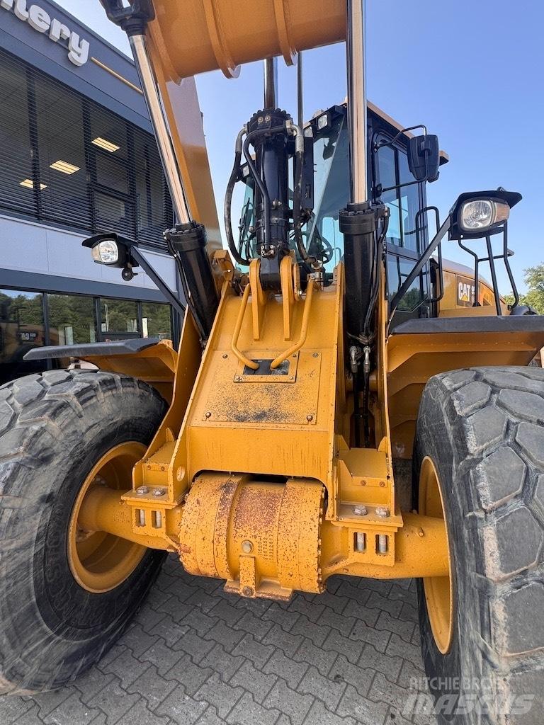 CAT 950 GC Фронтальные погрузчики