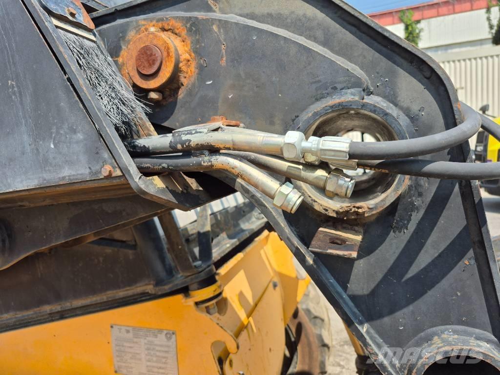 JCB 520 Телескопические погрузчики