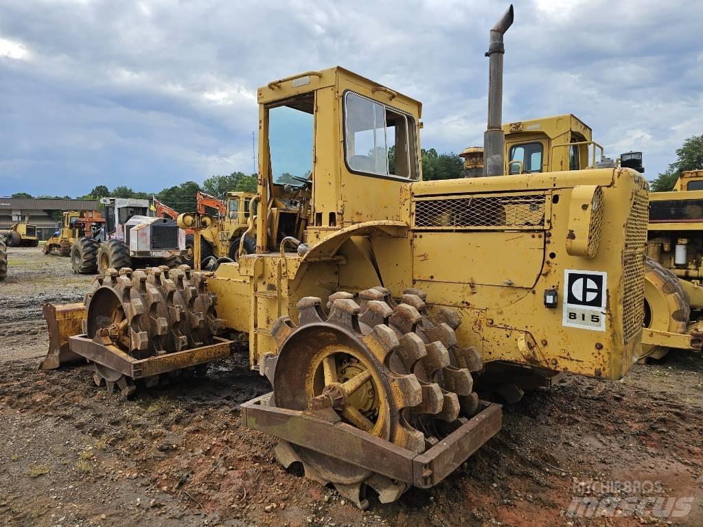 CAT 815 Уплотнители грунта