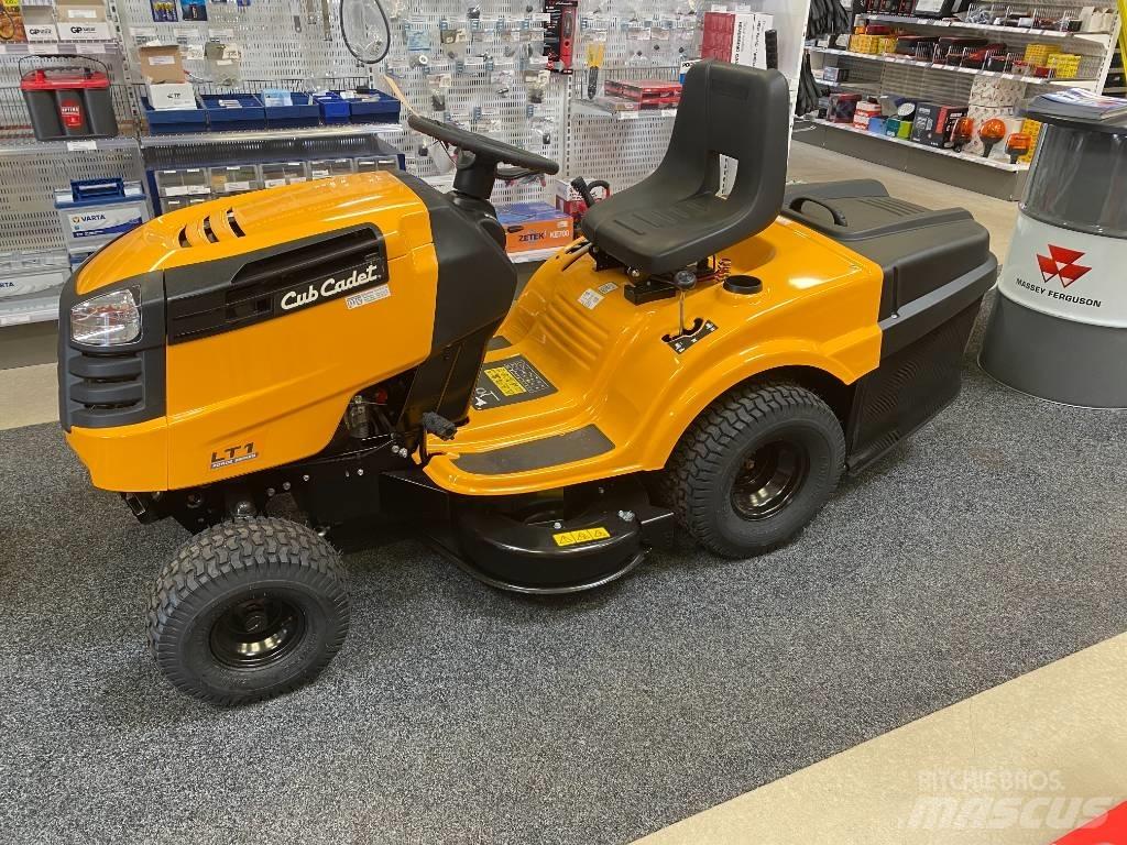 Cub Cadet LT1 NR92 Самоходные газонокосилки