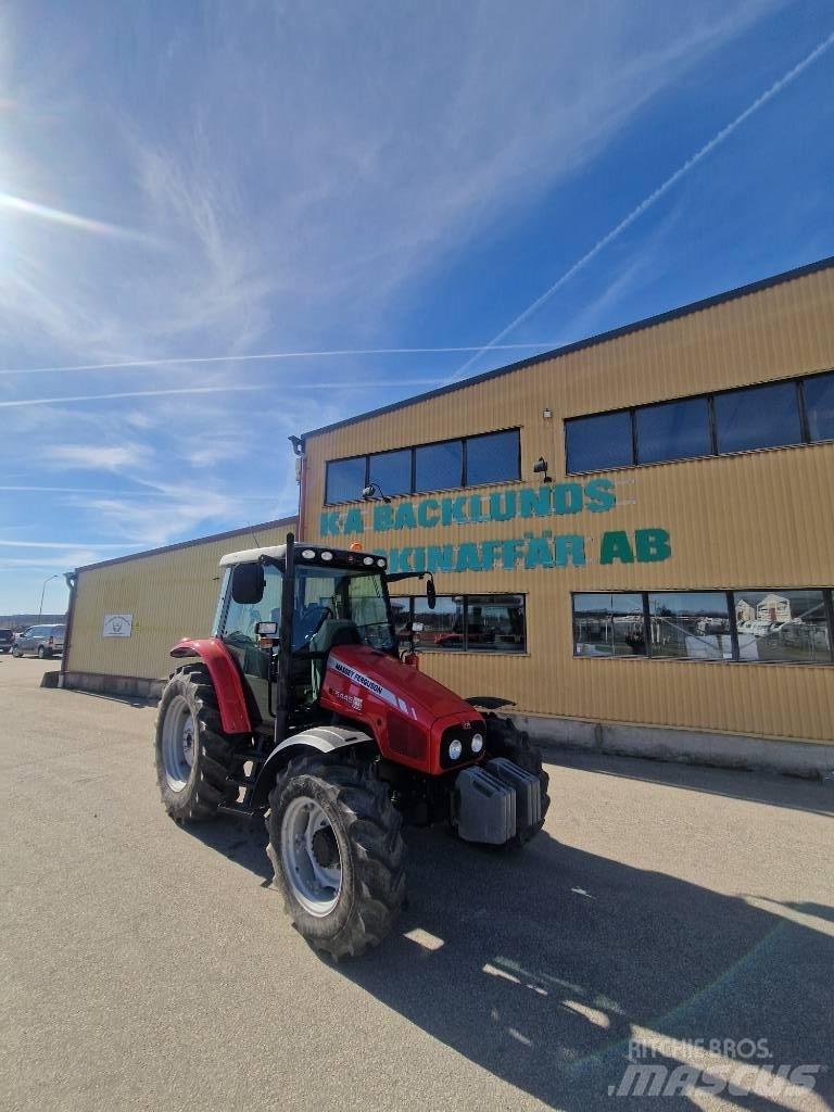 Massey Ferguson 5445 Трактора