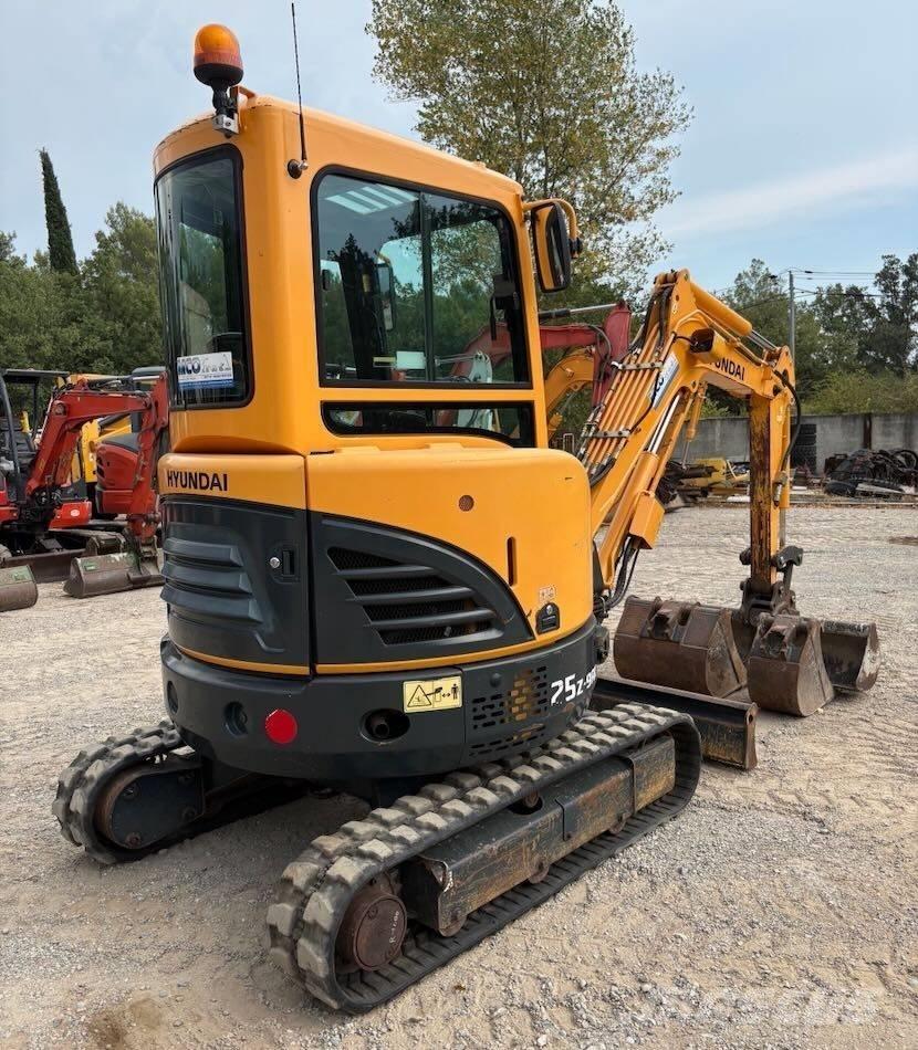 Hyundai R25Z-9 AK Мини-экскаваторы