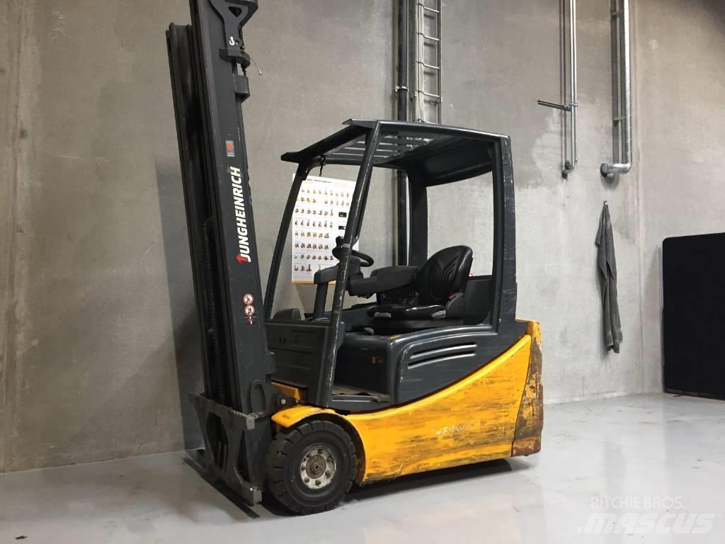 Jungheinrich EFG 216 Электропогрузчики