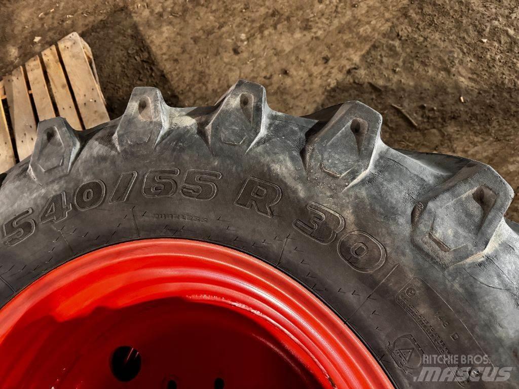 Trelleborg TM800 Сельхозтехника - Другие