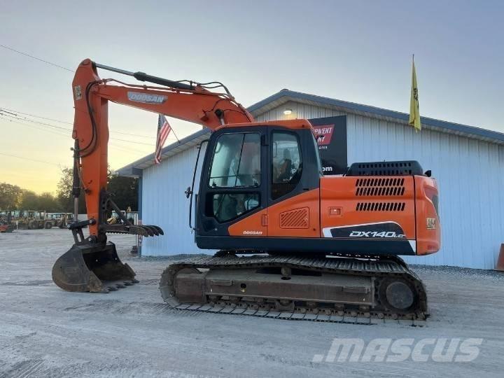Doosan DX 140 LC Гусеничные экскаваторы