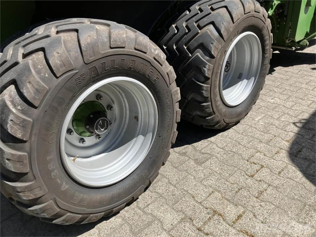 Krone BP 1270 XC Тюковые пресс-подборщики