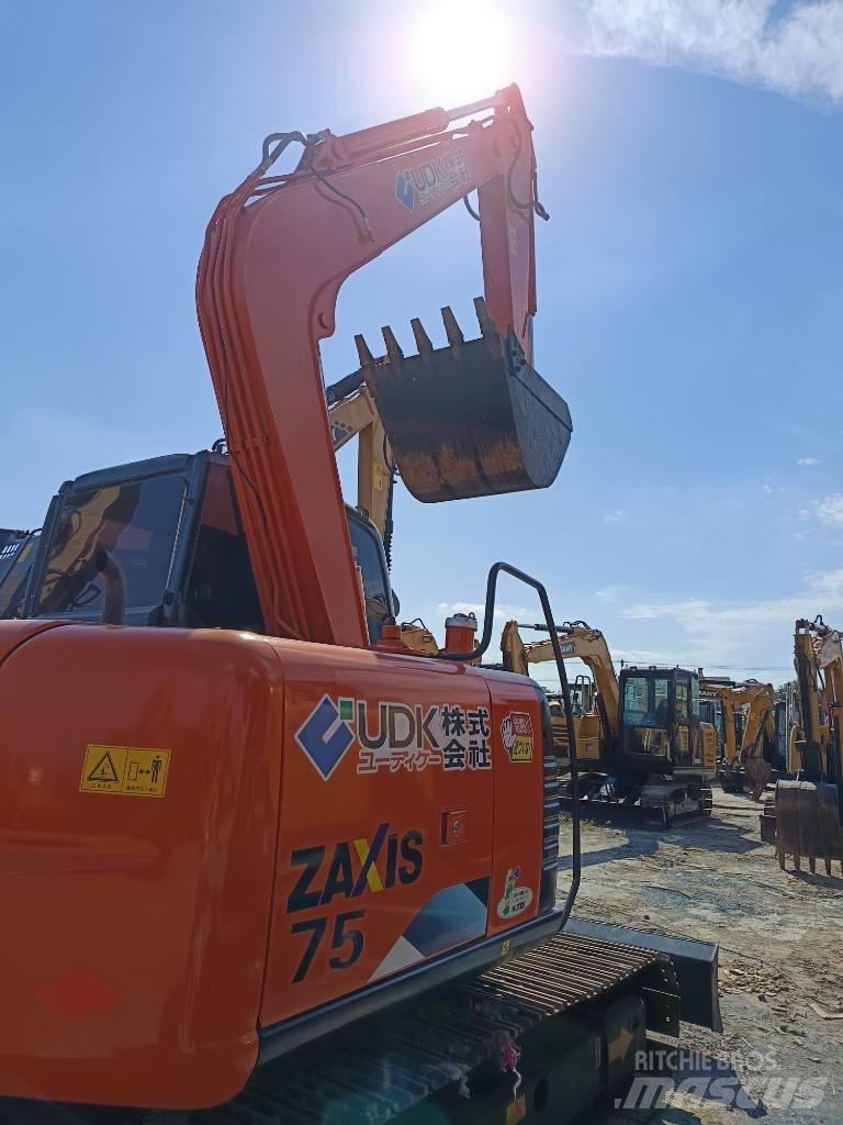 Hitachi ZX 75 Малые экскаваторы 7т-12т