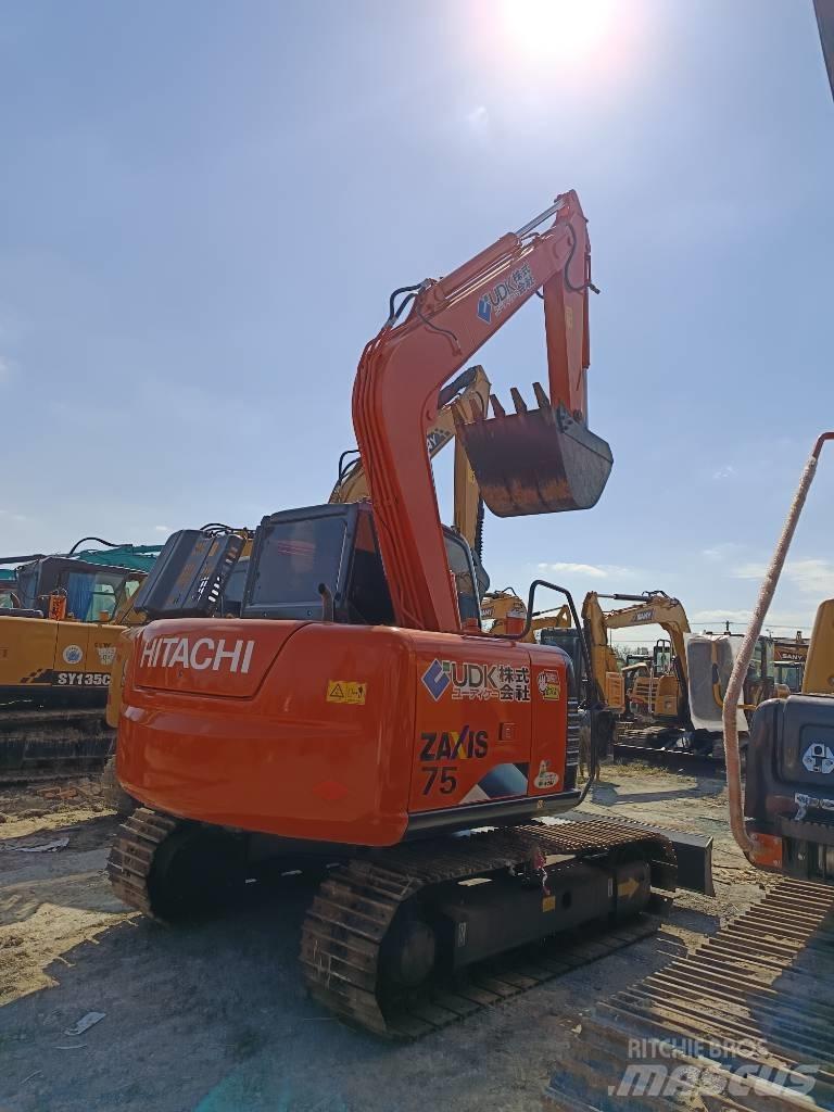Hitachi ZX 75 Малые экскаваторы 7т-12т