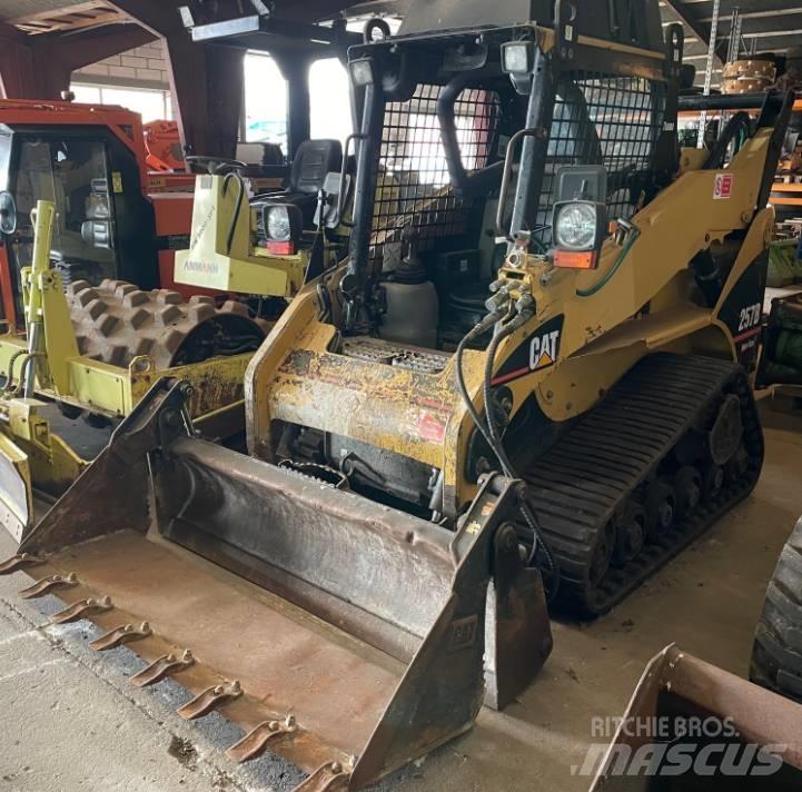 CAT 257B Мини-погрузчики