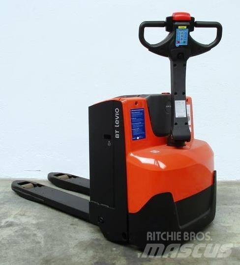 BT LWE 200 Ручные электрические тележки