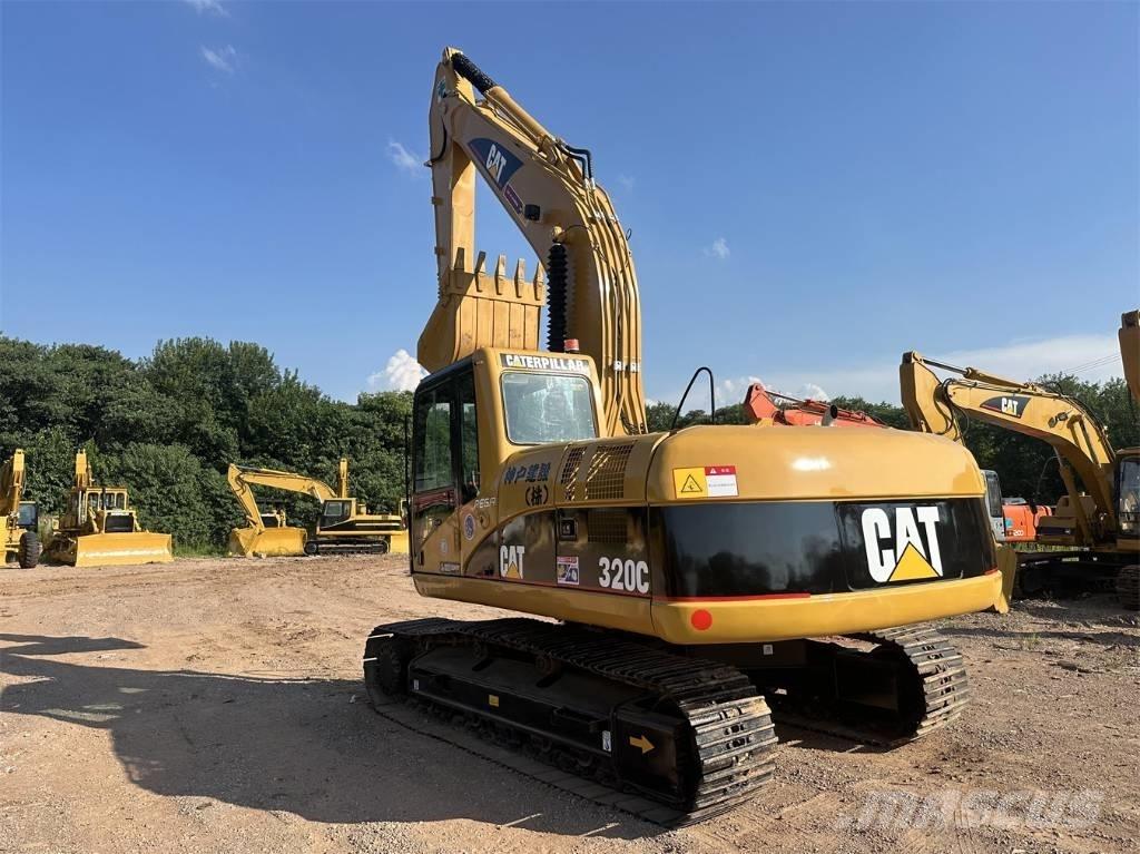 CAT 320C Гусеничные экскаваторы