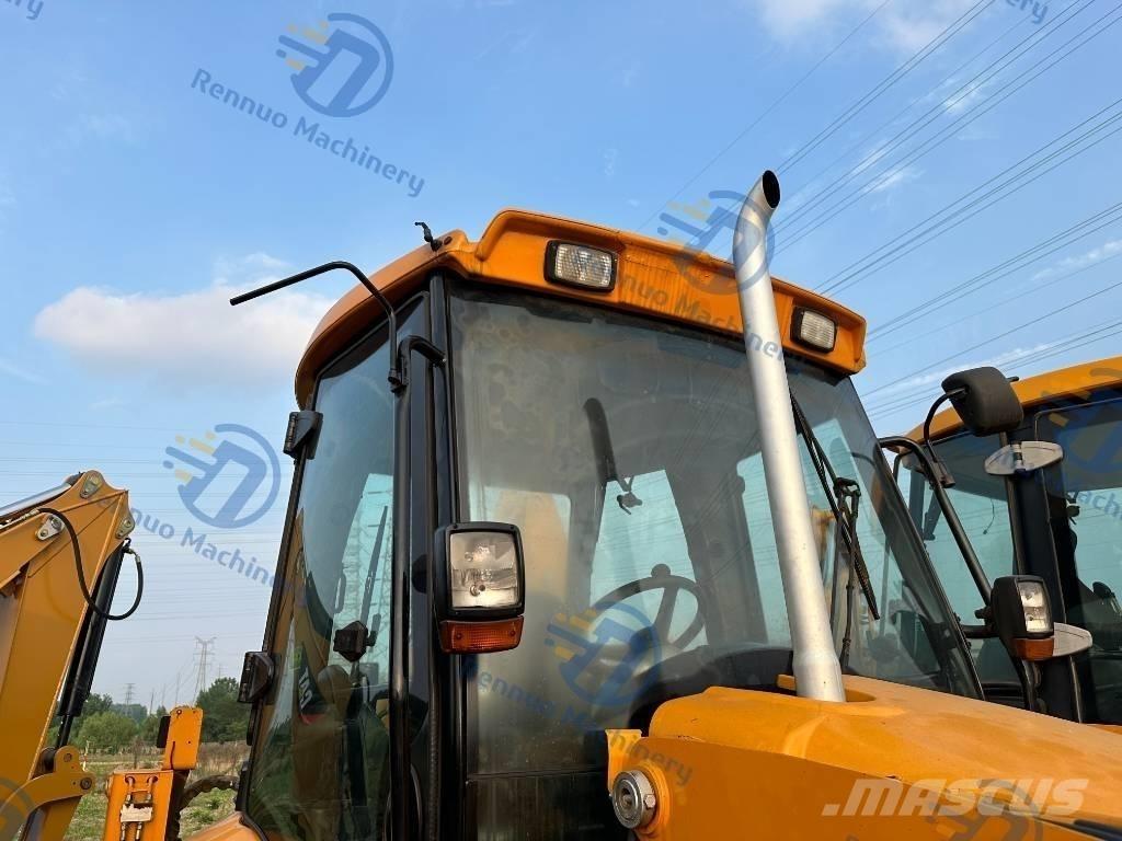 JCB 4 CX Экскаваторы-погрузчики