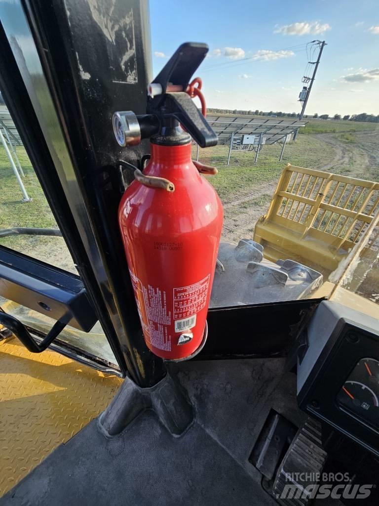 CAT 826 G Уплотнители для закладки отходов
