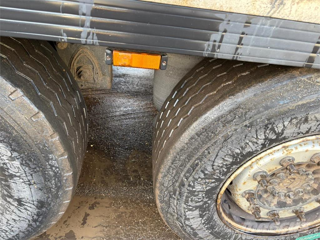 Krone 3aks Тентованные полуприцепы