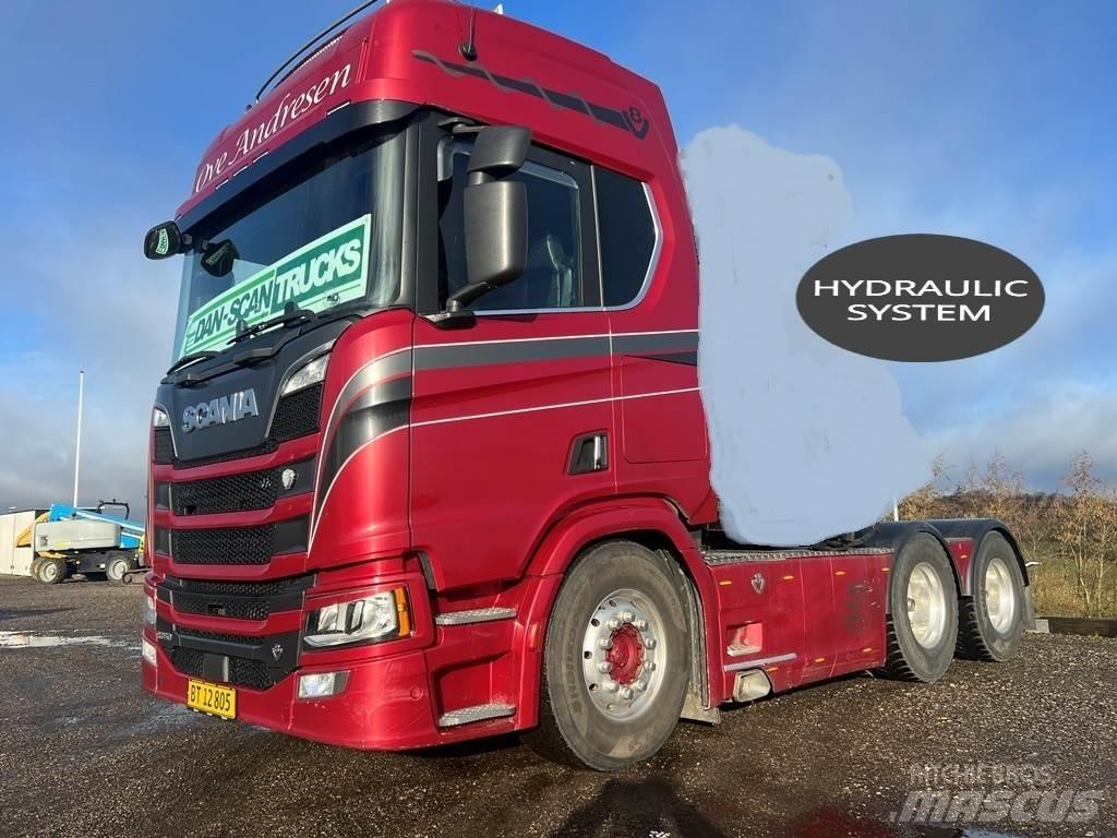 Scania R650 6x4 Седельные тягачи