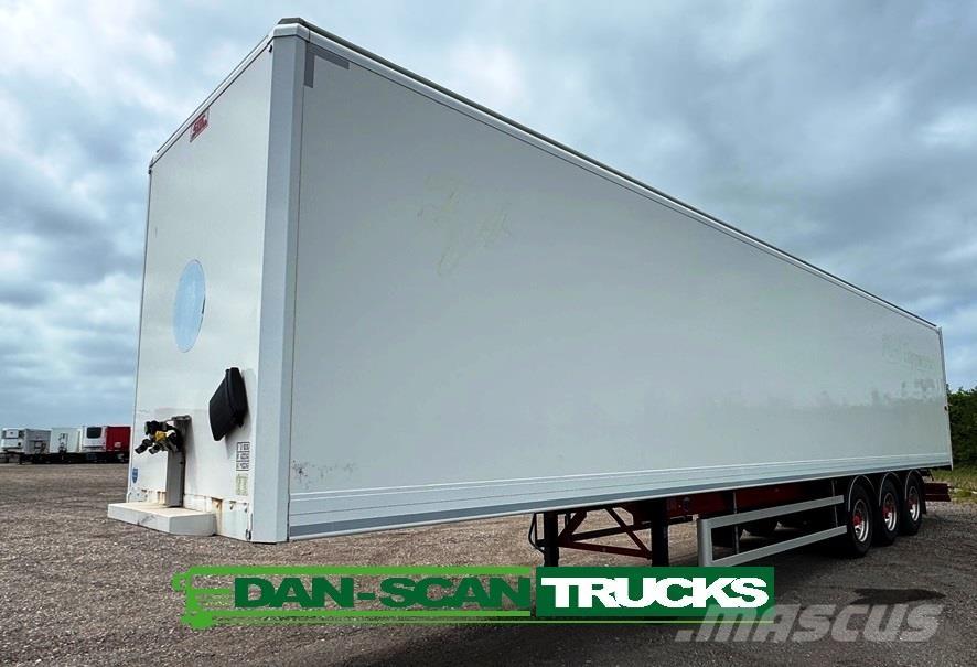 SDC 13,60m boks Полуприцепы-Фургоны