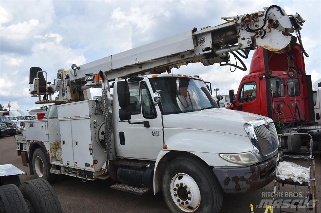 Altec DM45TR Передвижные буровые установки