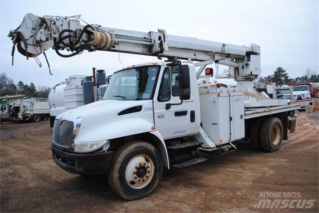 Altec DM47TR Передвижные буровые установки