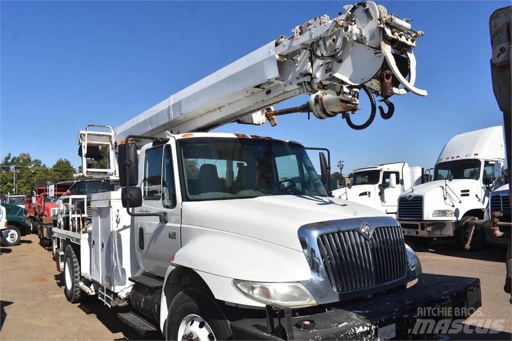 Altec DM47TR Передвижные буровые установки