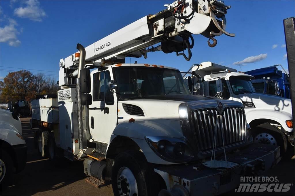 Altec DM47TR Передвижные буровые установки