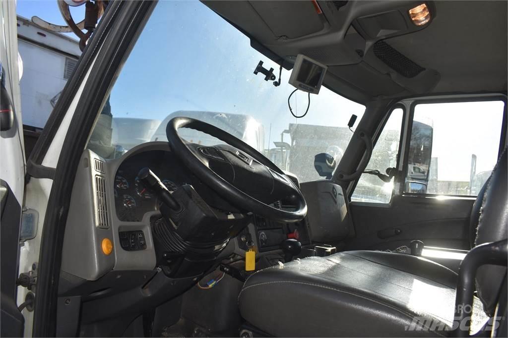 Altec DM47TR Передвижные буровые установки
