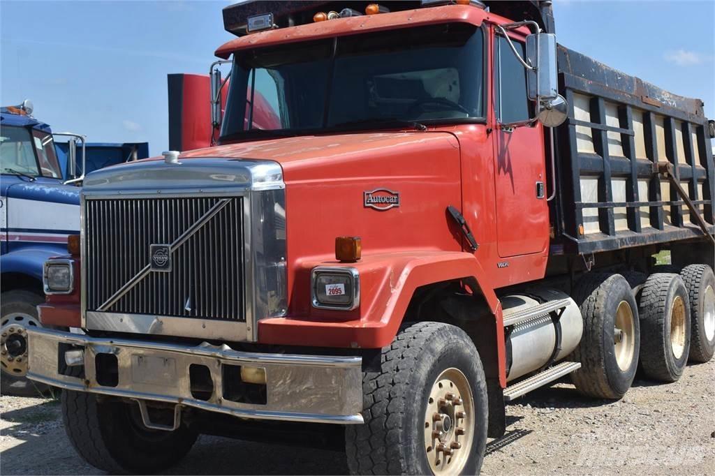Autocar DC10364B Грузовики-Самосвалы