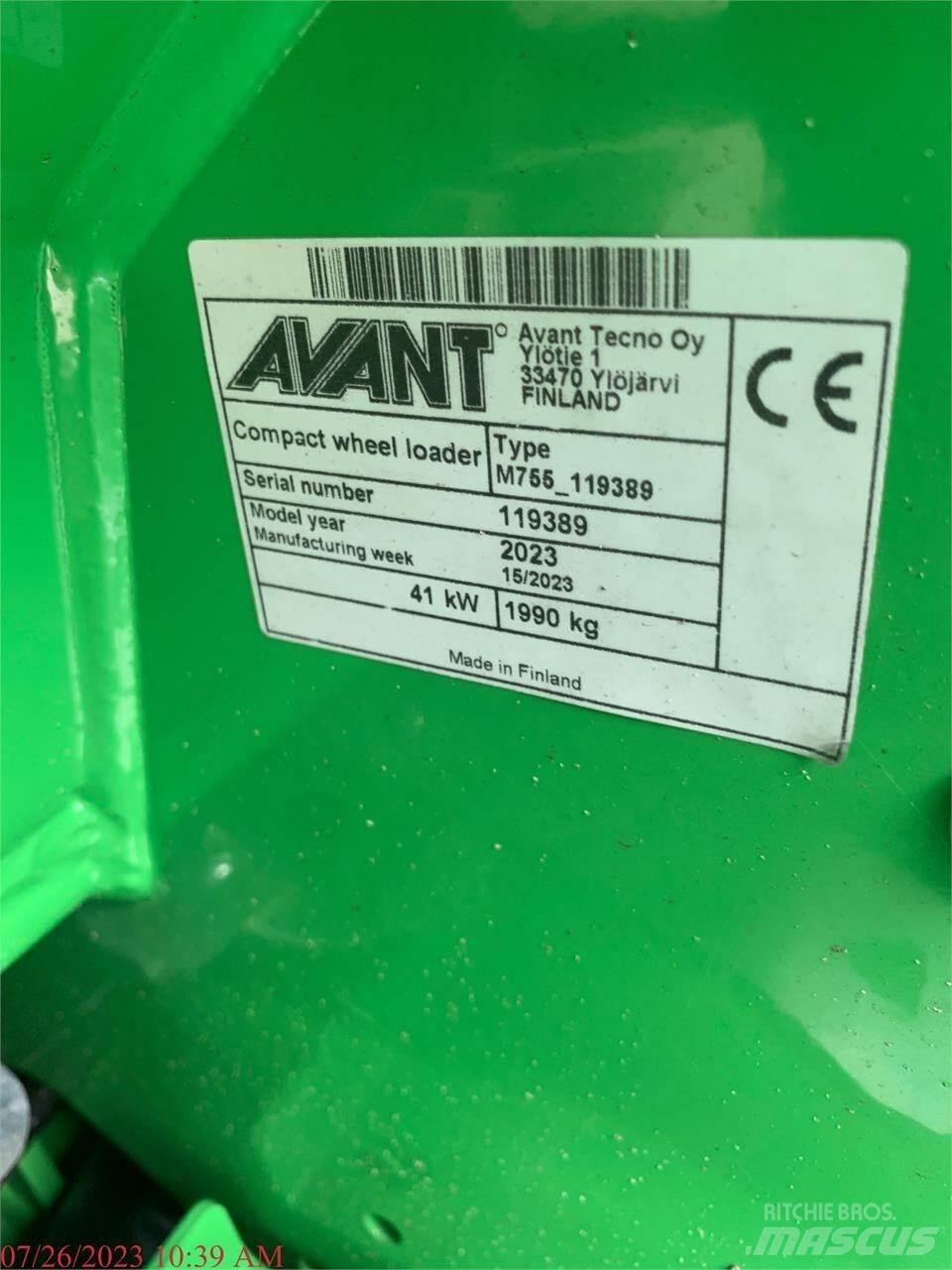 Avant 755I Фронтальные погрузчики